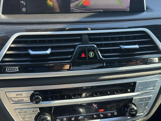 SEMINUEVOS BMW 750i a Estados en autogozo