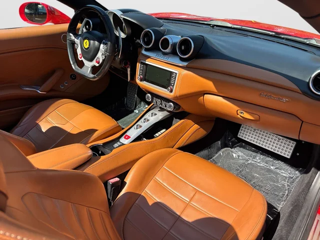 SEMINUEVOS FERRARI California a Estados en autogozo