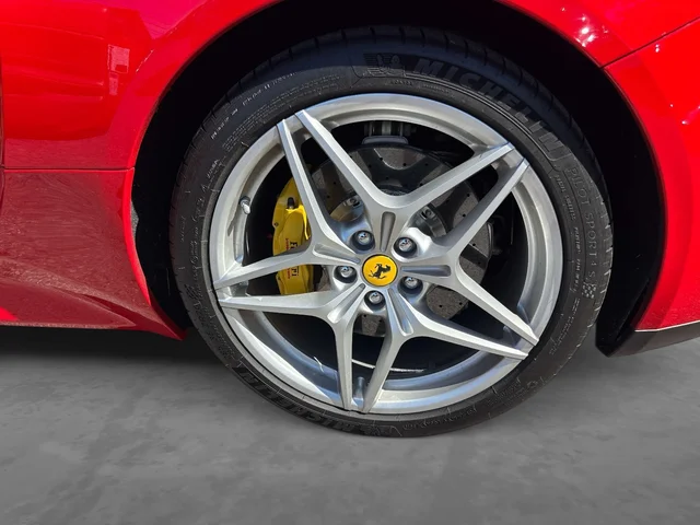 SEMINUEVOS FERRARI California a Estados en autogozo