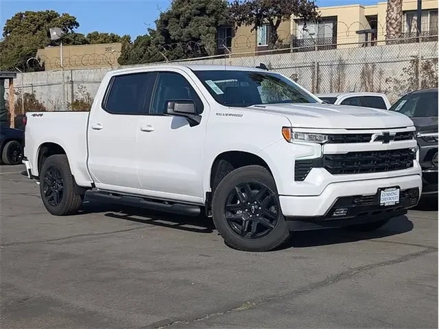 Nuevos CHEVROLET SILVERADO 1500 à National City chez Cumming Chevrolet
