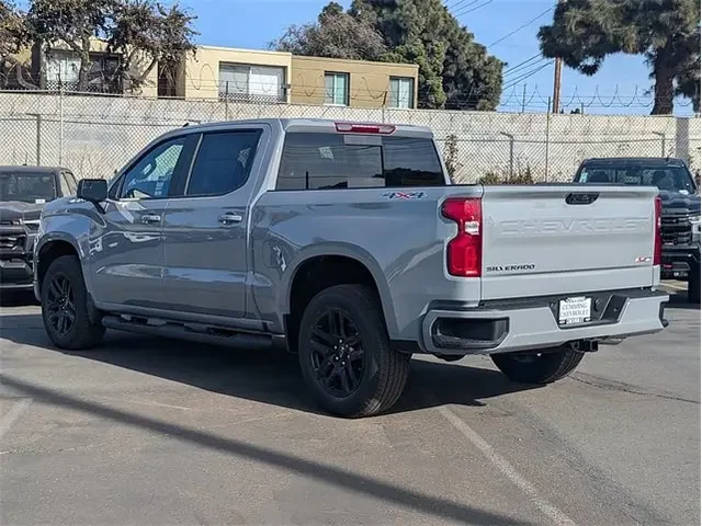 Nuevos CHEVROLET SILVERADO 1500 à National City chez Cumming Chevrolet