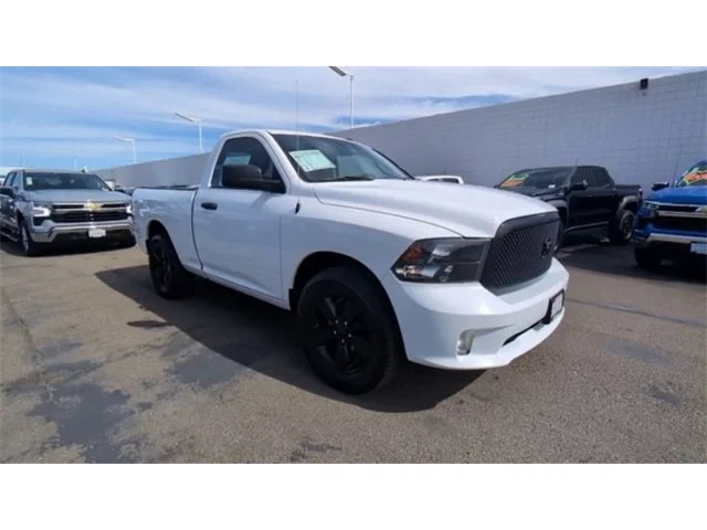 SEMINUEVOS RAM 1500 Classic a National City en Cumming Chevrolet