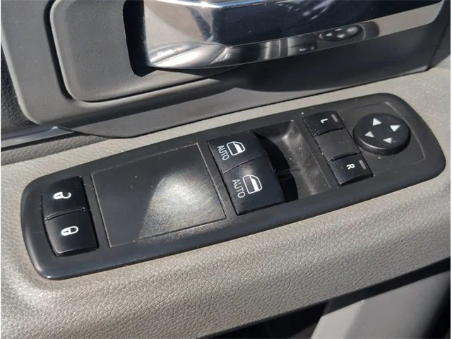 SEMINUEVOS RAM 1500 Classic a National City en Cumming Chevrolet