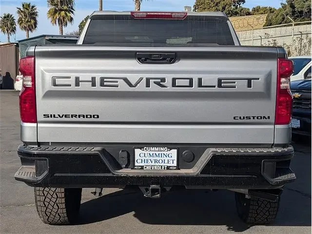 Nuevos CHEVROLET SILVERADO 1500 à National City chez Cumming Chevrolet
