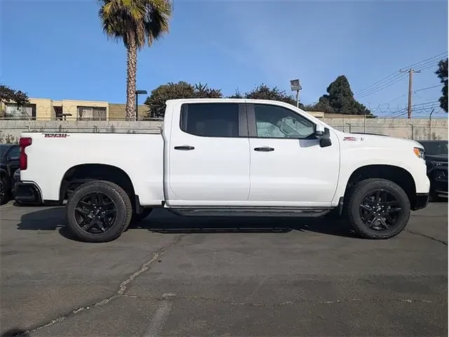 Nuevos CHEVROLET SILVERADO 1500 à National City chez Cumming Chevrolet