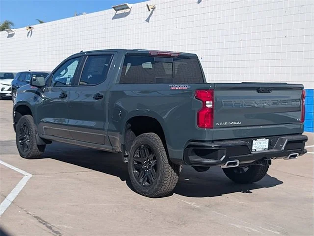 Nuevos CHEVROLET SILVERADO 1500 à National City chez Cumming Chevrolet