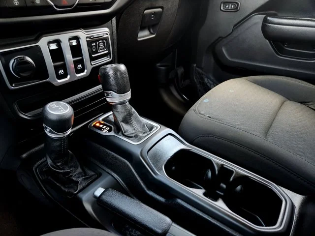 SEMINUEVOS JEEP Wrangler at Columbus in Bob Caldwell Chrysler Jeep Dodge Ram