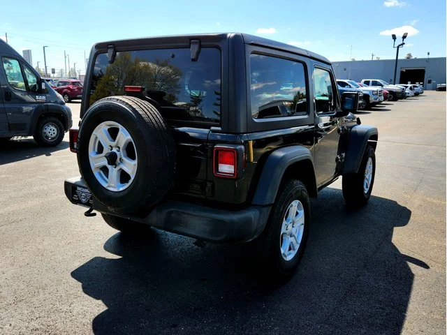 SEMINUEVOS JEEP Wrangler at Columbus in Bob Caldwell Chrysler Jeep Dodge Ram