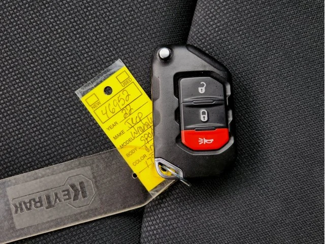 SEMINUEVOS JEEP Wrangler Unlimited at Columbus in Bob Caldwell Chrysler Jeep Dodge Ram