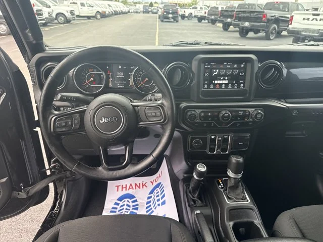 SEMINUEVOS JEEP Wrangler Unlimited at Columbus in Bob Caldwell Chrysler Jeep Dodge Ram