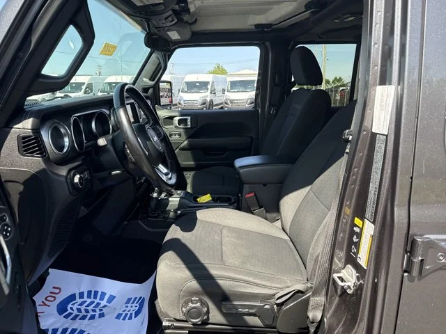 SEMINUEVOS JEEP Wrangler at Columbus in Bob Caldwell Chrysler Jeep Dodge Ram