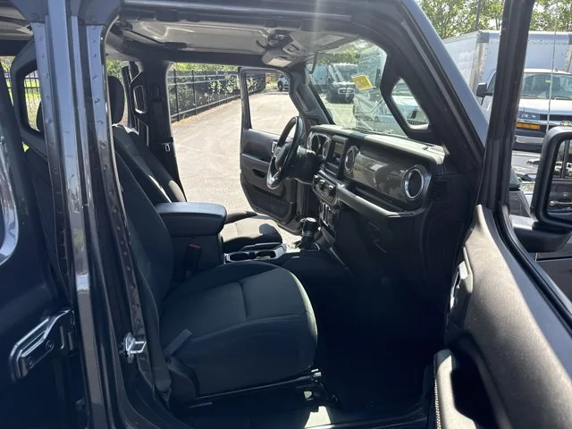 SEMINUEVOS JEEP Wrangler at Columbus in Bob Caldwell Chrysler Jeep Dodge Ram
