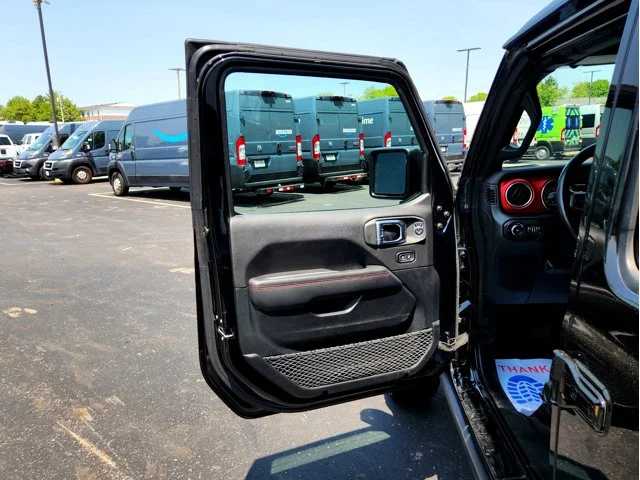 SEMINUEVOS JEEP Wrangler Unlimited at Columbus in Bob Caldwell Chrysler Jeep Dodge Ram