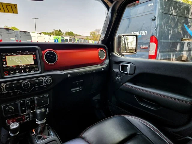 SEMINUEVOS JEEP Wrangler Unlimited at Columbus in Bob Caldwell Chrysler Jeep Dodge Ram