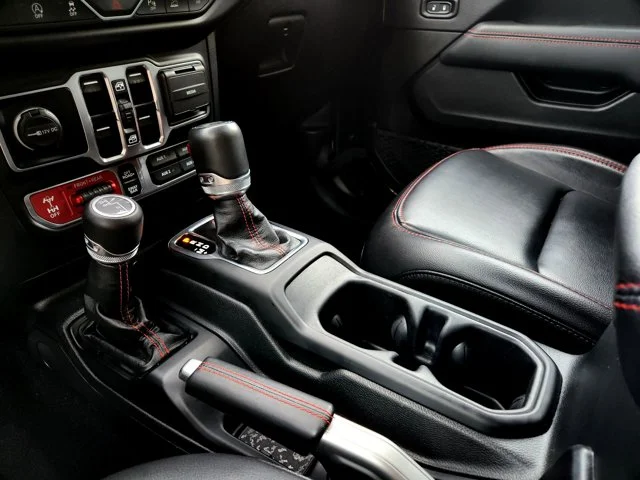 SEMINUEVOS JEEP Wrangler at Columbus in Bob Caldwell Chrysler Jeep Dodge Ram
