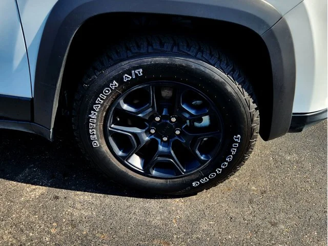 SEMINUEVOS JEEP Cherokee at Columbus in Bob Caldwell Chrysler Jeep Dodge Ram
