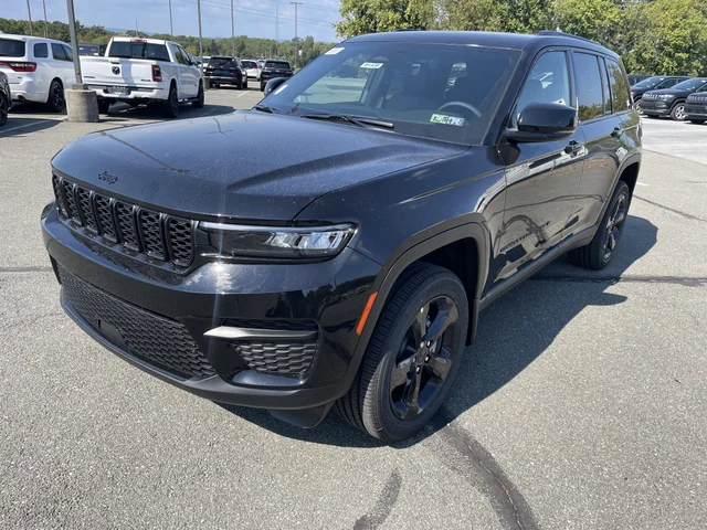 Nuevos JEEP GRAND CHEROKEE à Estados chez autogozo