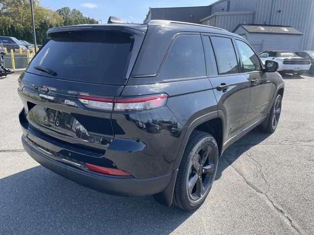 Nuevos JEEP GRAND CHEROKEE à Estados chez autogozo