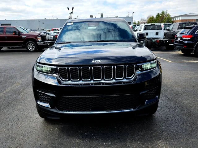 Nuevos JEEP GRAND CHEROKEE at Columbus in Bob Caldwell Chrysler Jeep Dodge Ram