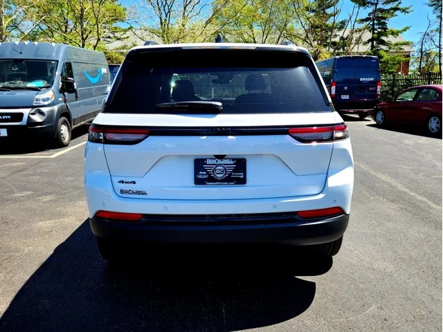 Nuevos JEEP GRAND CHEROKEE at Columbus in Bob Caldwell Chrysler Jeep Dodge Ram