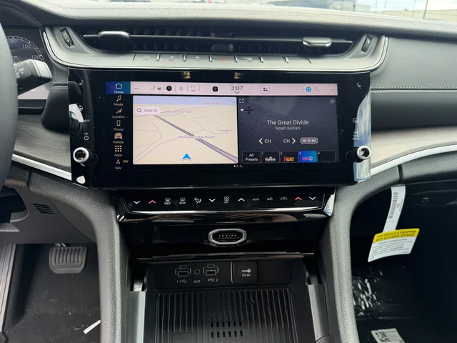 Nuevos JEEP GRAND CHEROKEE à Estados chez autogozo