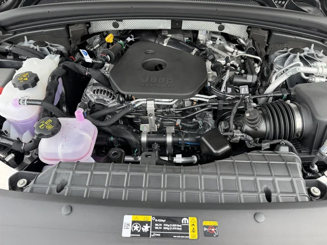 Nuevos JEEP GRAND CHEROKEE à Estados chez autogozo