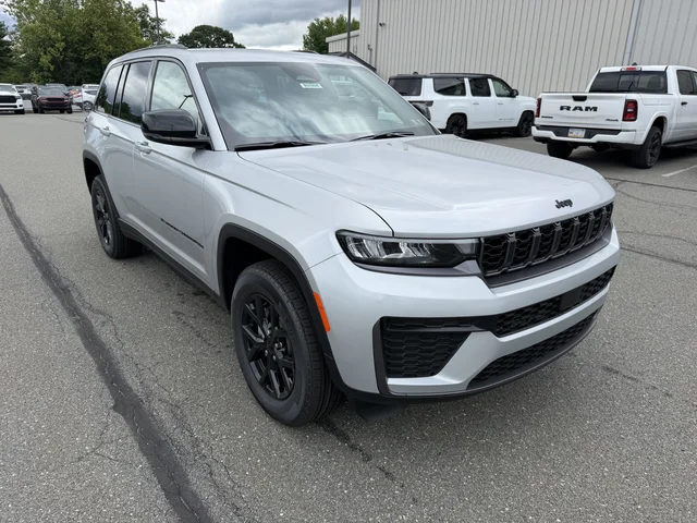 Nuevos JEEP GRAND CHEROKEE à Estados chez autogozo