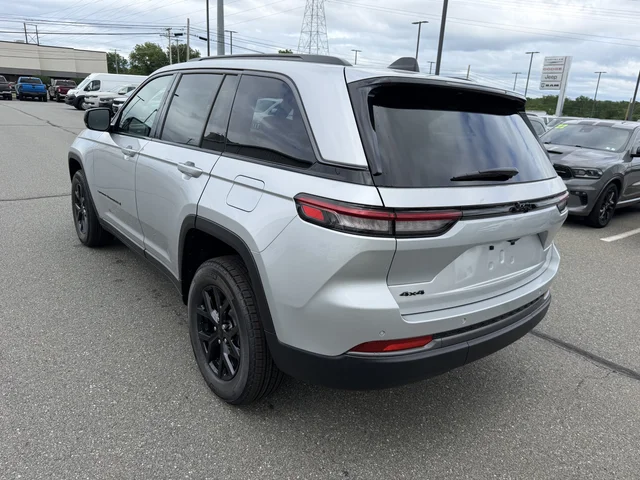 Nuevos JEEP GRAND CHEROKEE à Estados chez autogozo