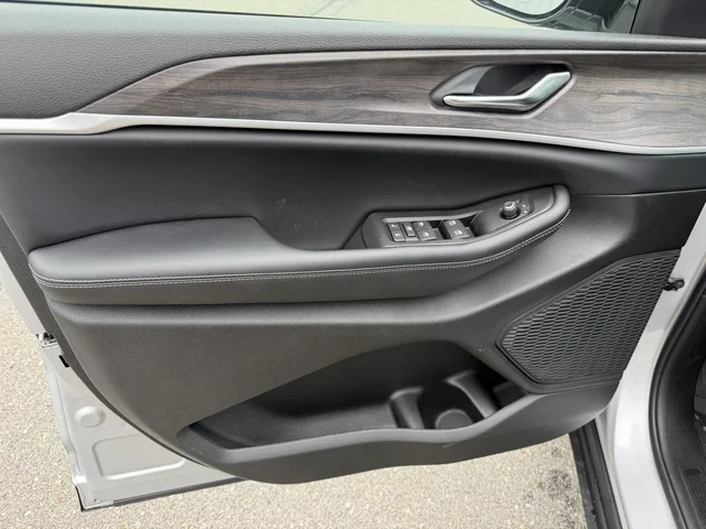 Nuevos JEEP GRAND CHEROKEE à Estados chez autogozo