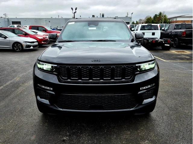 Nuevos JEEP GRAND CHEROKEE at Columbus in Bob Caldwell Chrysler Jeep Dodge Ram