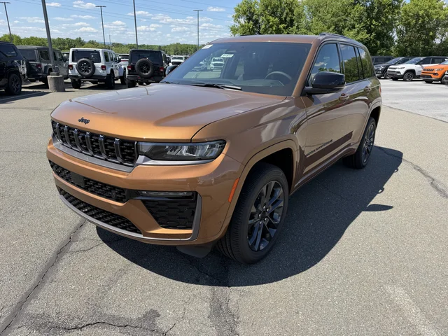 Nuevos JEEP GRAND CHEROKEE à Estados chez autogozo