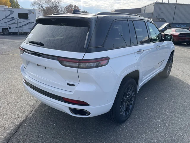 Nuevos JEEP GRAND CHEROKEE à Estados chez autogozo