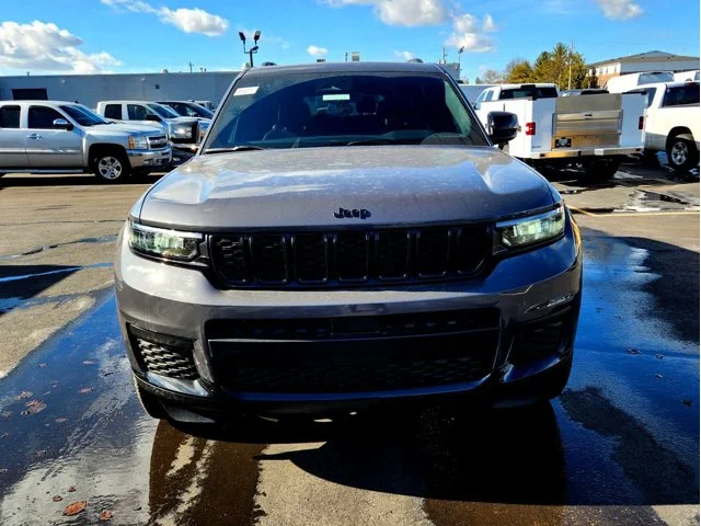 Nuevos JEEP GRAND CHEROKEE L at Columbus in Bob Caldwell Chrysler Jeep Dodge Ram