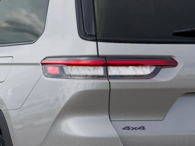 Nuevos JEEP GRAND CHEROKEE L à Estados chez autogozo