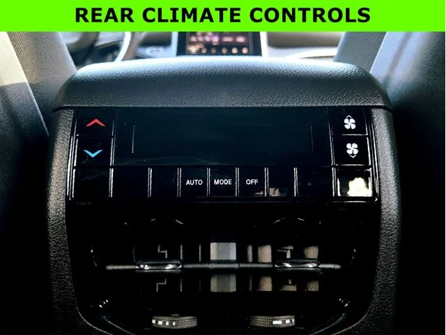 Nuevos JEEP GRAND CHEROKEE L at Columbus in Bob Caldwell Chrysler Jeep Dodge Ram