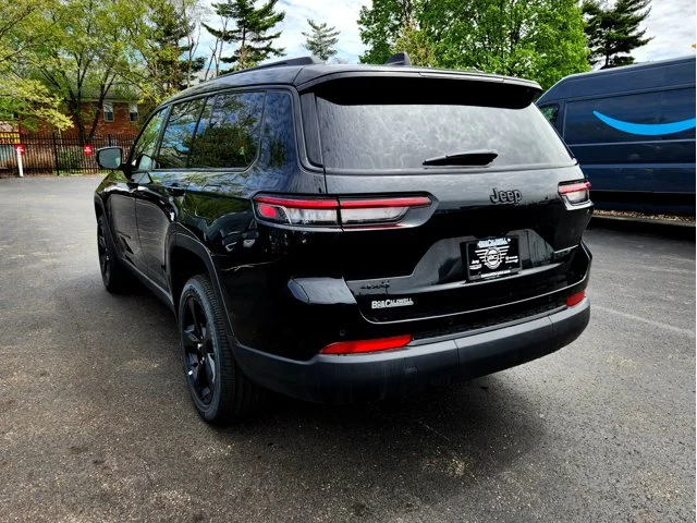 Nuevos JEEP GRAND CHEROKEE L at Columbus in Bob Caldwell Chrysler Jeep Dodge Ram