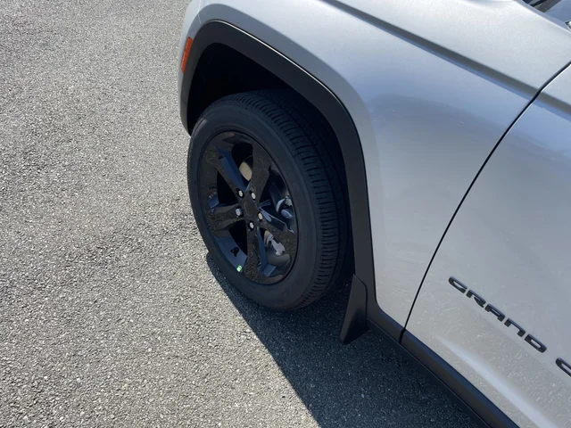 Nuevos JEEP GRAND CHEROKEE à Estados chez autogozo
