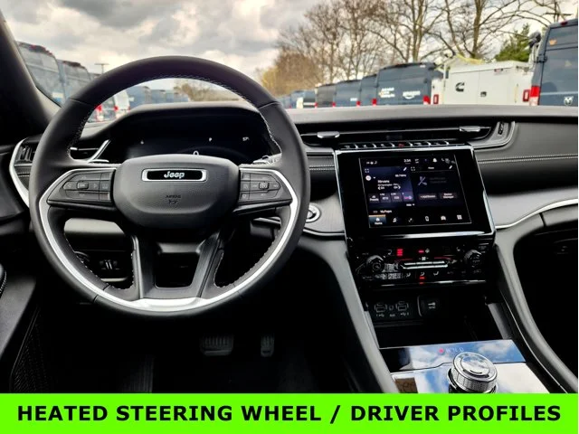 Nuevos JEEP GRAND CHEROKEE L at Columbus in Bob Caldwell Chrysler Jeep Dodge Ram