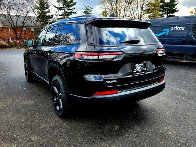 Nuevos JEEP GRAND CHEROKEE L at Columbus in Bob Caldwell Chrysler Jeep Dodge Ram