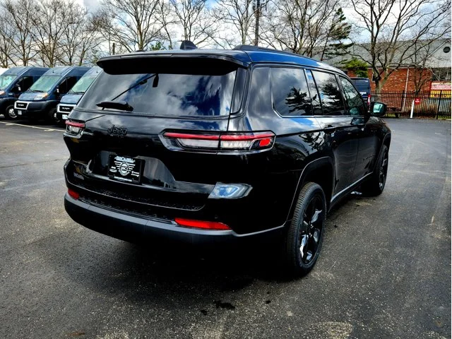 Nuevos JEEP GRAND CHEROKEE L at Columbus in Bob Caldwell Chrysler Jeep Dodge Ram