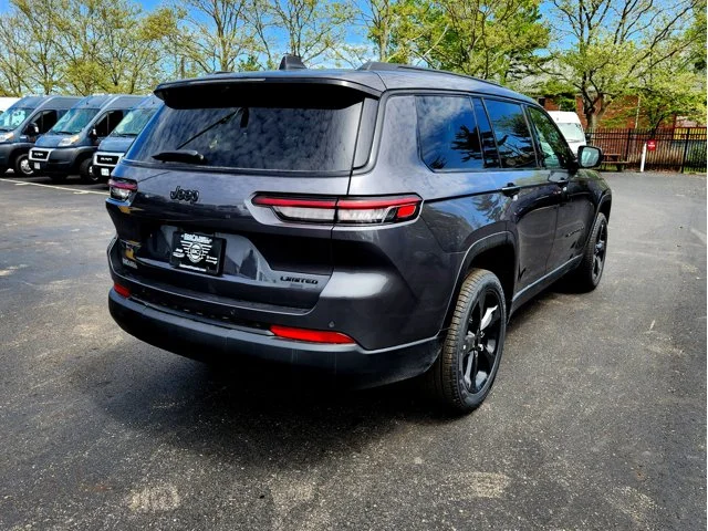Nuevos JEEP GRAND CHEROKEE L at Columbus in Bob Caldwell Chrysler Jeep Dodge Ram