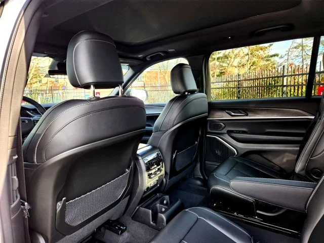 Nuevos JEEP GRAND CHEROKEE L at Columbus in Bob Caldwell Chrysler Jeep Dodge Ram