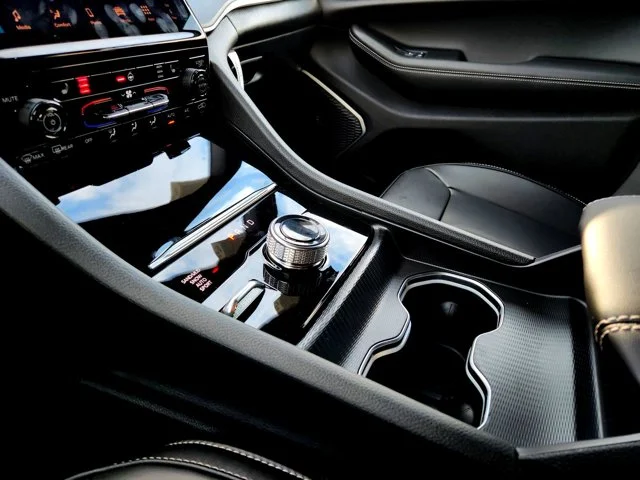 Nuevos JEEP GRAND CHEROKEE L at Columbus in Bob Caldwell Chrysler Jeep Dodge Ram