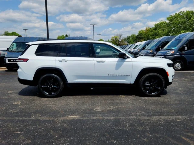 SEMINUEVOS JEEP Grand Cherokee L at Columbus in Bob Caldwell Chrysler Jeep Dodge Ram