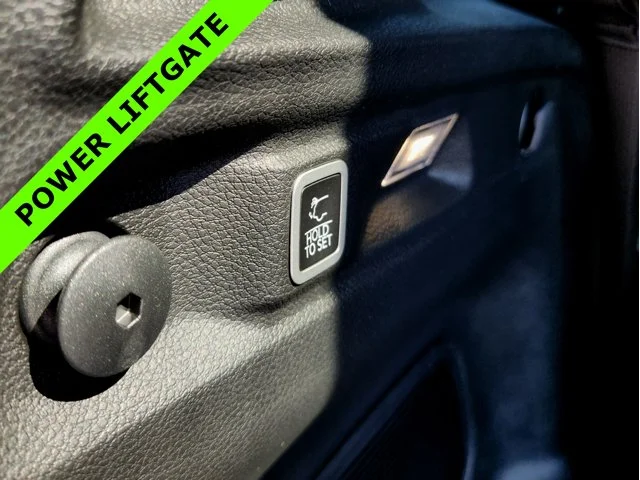 Nuevos JEEP GRAND CHEROKEE L at Columbus in Bob Caldwell Chrysler Jeep Dodge Ram