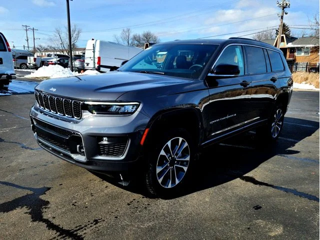 Nuevos JEEP GRAND CHEROKEE L at Columbus in Bob Caldwell Chrysler Jeep Dodge Ram