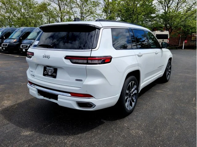 Nuevos JEEP GRAND CHEROKEE L at Columbus in Bob Caldwell Chrysler Jeep Dodge Ram