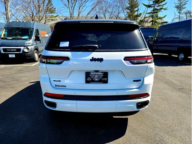 Nuevos JEEP GRAND CHEROKEE L at Columbus in Bob Caldwell Chrysler Jeep Dodge Ram