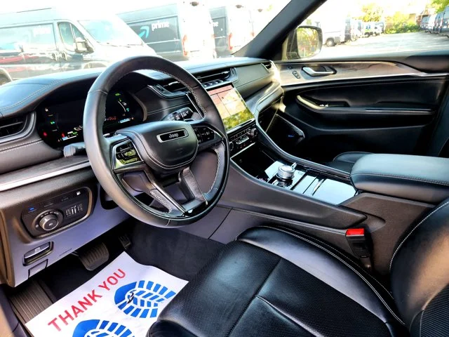 SEMINUEVOS JEEP Grand Cherokee 4xe at Columbus in Bob Caldwell Chrysler Jeep Dodge Ram