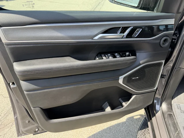Nuevos JEEP GRAND WAGONEER L à Estados chez autogozo